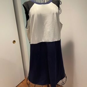 SUPER CUTE BODEN TRI COLOR DRESS SUMMER SPECIAL⛱